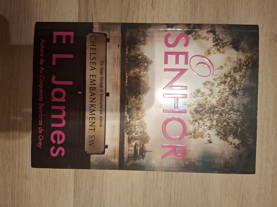 Livros romance (Beth Kery, Nora Roberts, E L James)