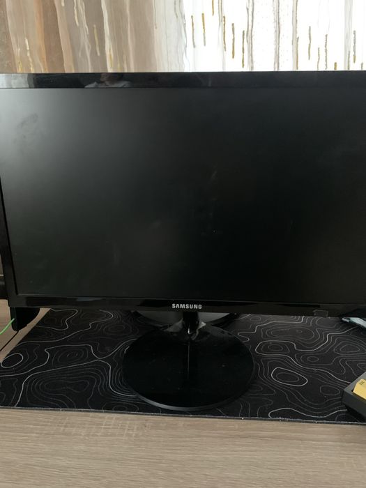 samsung 60 гц монітор