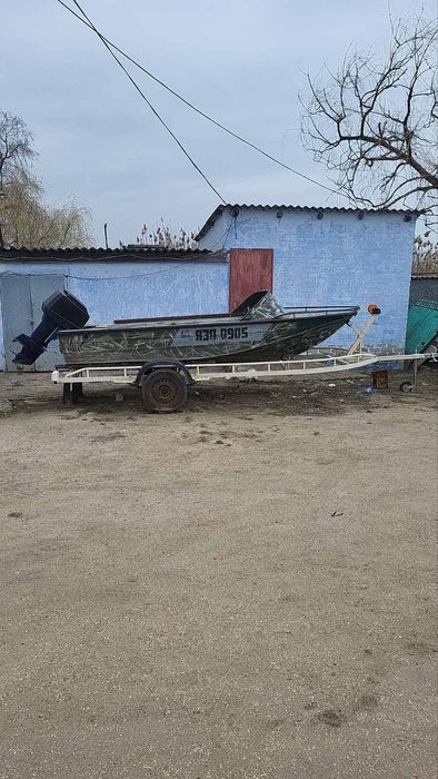 Продам човен дніпро
