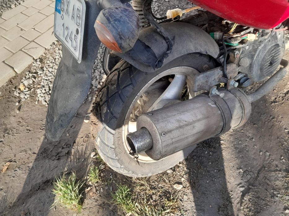 Продаю скутер погано заводиться