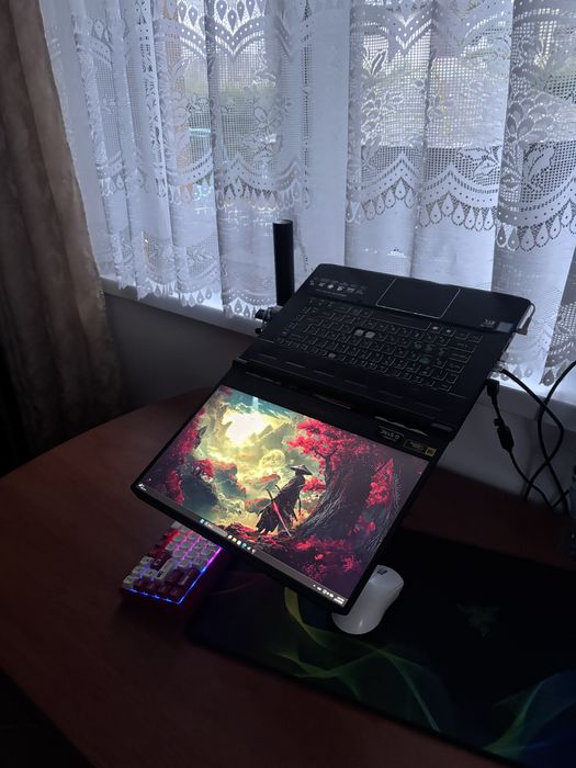 laptop acer triton 500