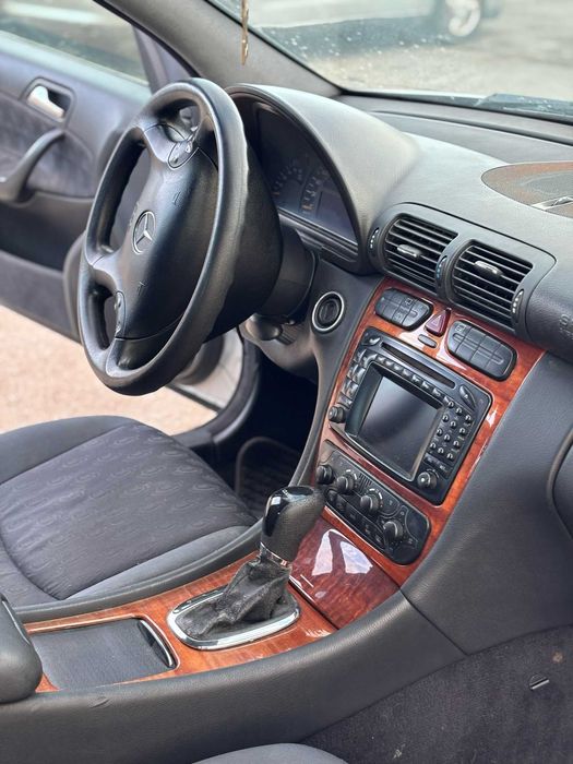 Mercedes C 220 CDI para Peças