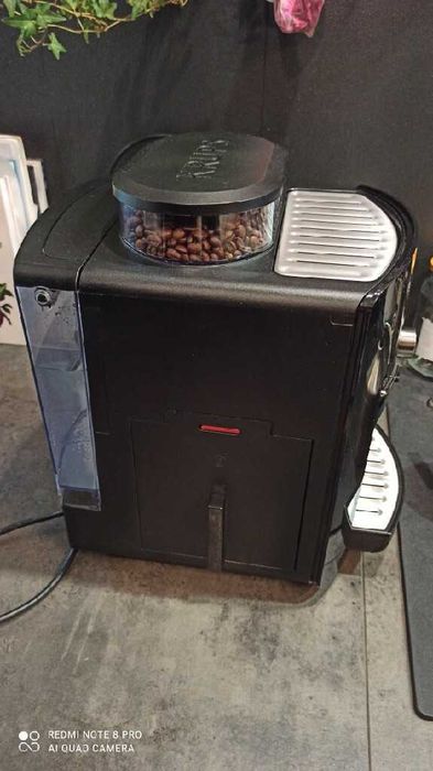 Ekspress Krups EA82..pojemnik do spieniania mleka młynek ,akcesoria ..