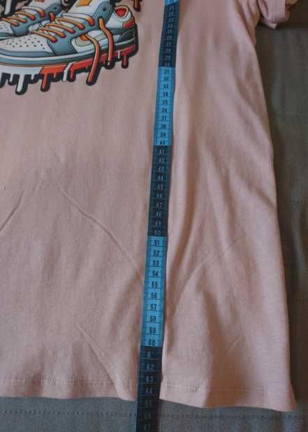 Koszulka, tshirt damski z nadrukiem Sneakers, r L