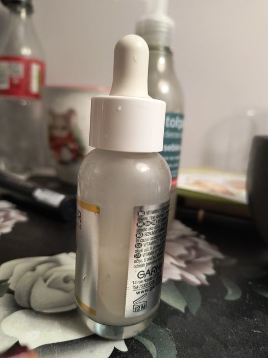 Garnier vitamin C super glow serum