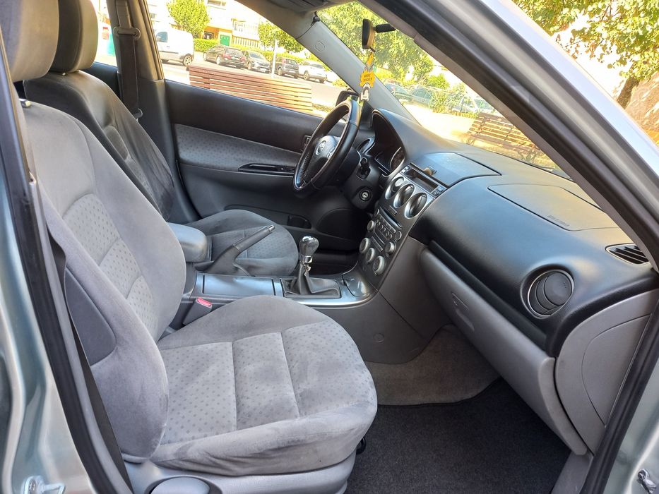 Mazda 6 1.6 DOHC 16v full estras AC