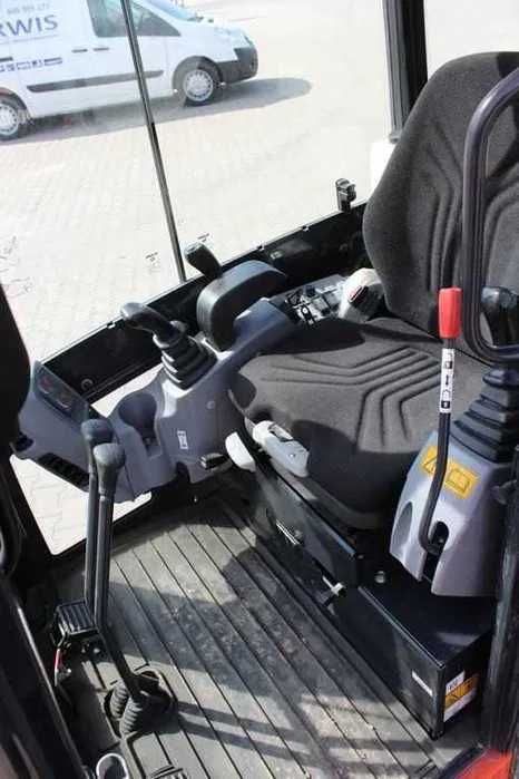 Wypożyczalnia Minikoparka Kubota KX018 wynajem minikoparki