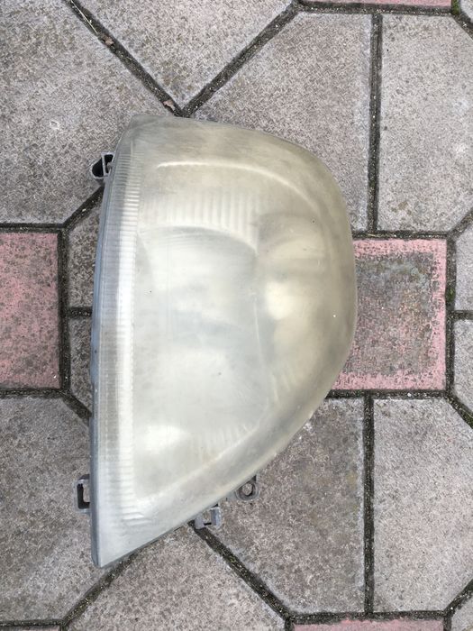 Фара рено мастер 2