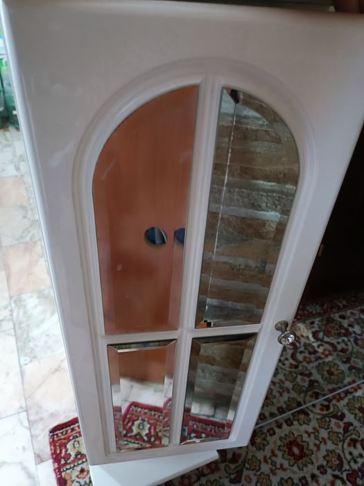 Mirror with cabinet64585682896642123