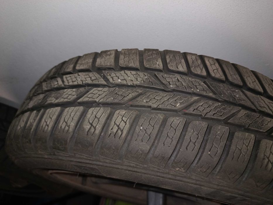 Zimowe Opony Semperit 155/65 R15 T. Komplet 4 szt.
