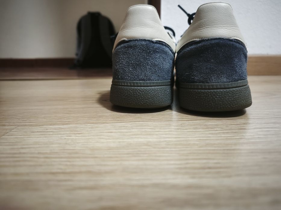 Tênis Adidas special
