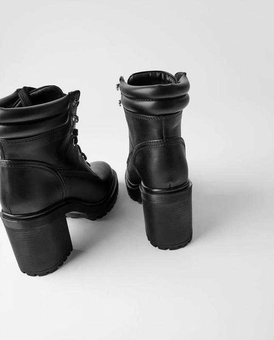 Чёрные кожаные ботильоны Zara