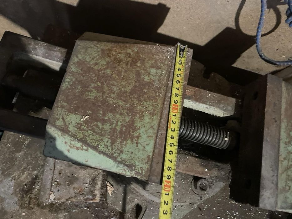 Продам тиски станочные