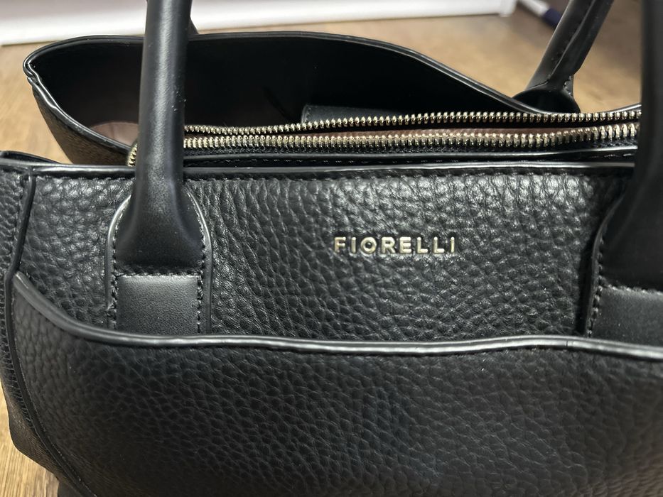 Сумка шкіряна Fiorelli
