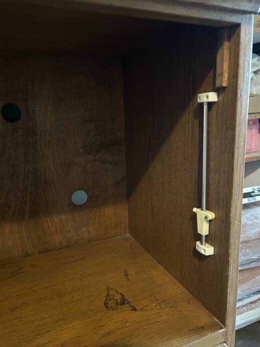 Szafka Swarzędz do odnowienia