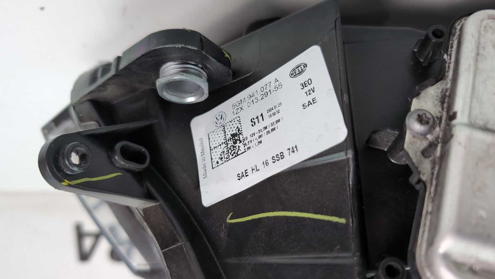 Фара левая в сборе с Volkswagen Golf 2018 (mk7.5) GTI Хэтчбек