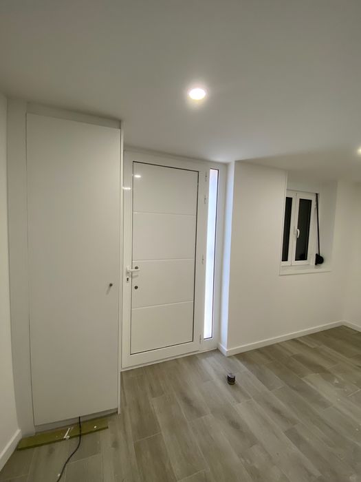 Casa T1 junto ao metro de Baguim