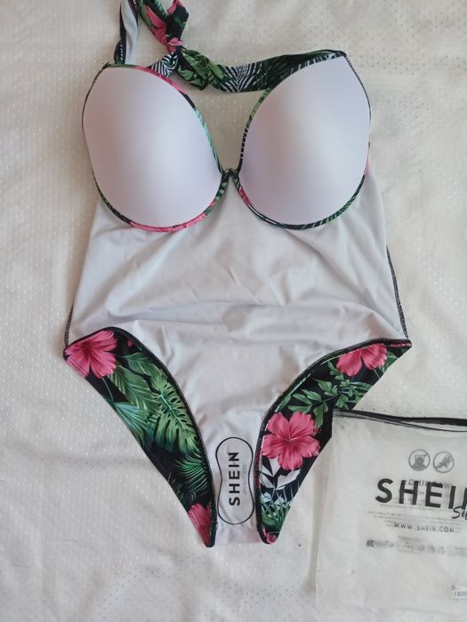 Strój kąpielowy jednoczęściowy