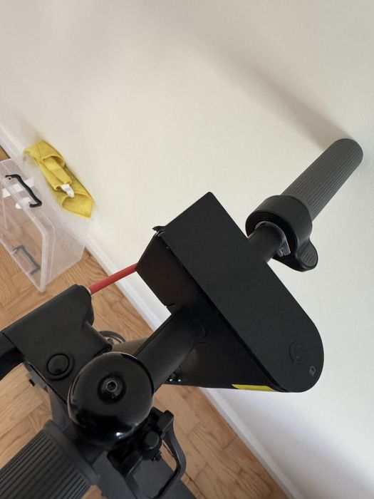 Xiaomi 4 Lite 2ª Geração( como nova) apenas com defeito na parte do ecra.
