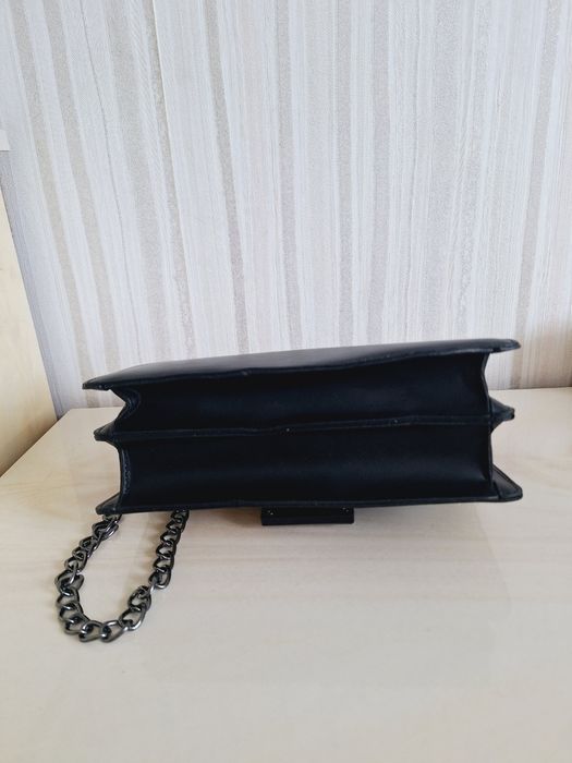 Нова сумочка зі зміїним  принтом