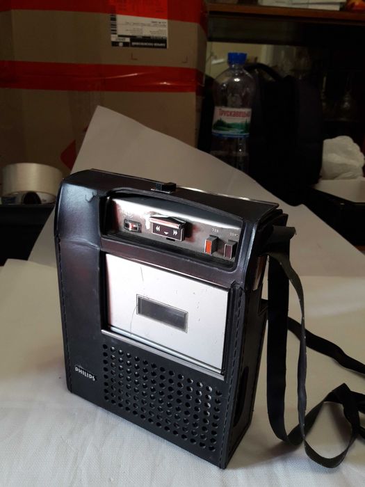 Магнитофон Philips N2203 (нет звука)