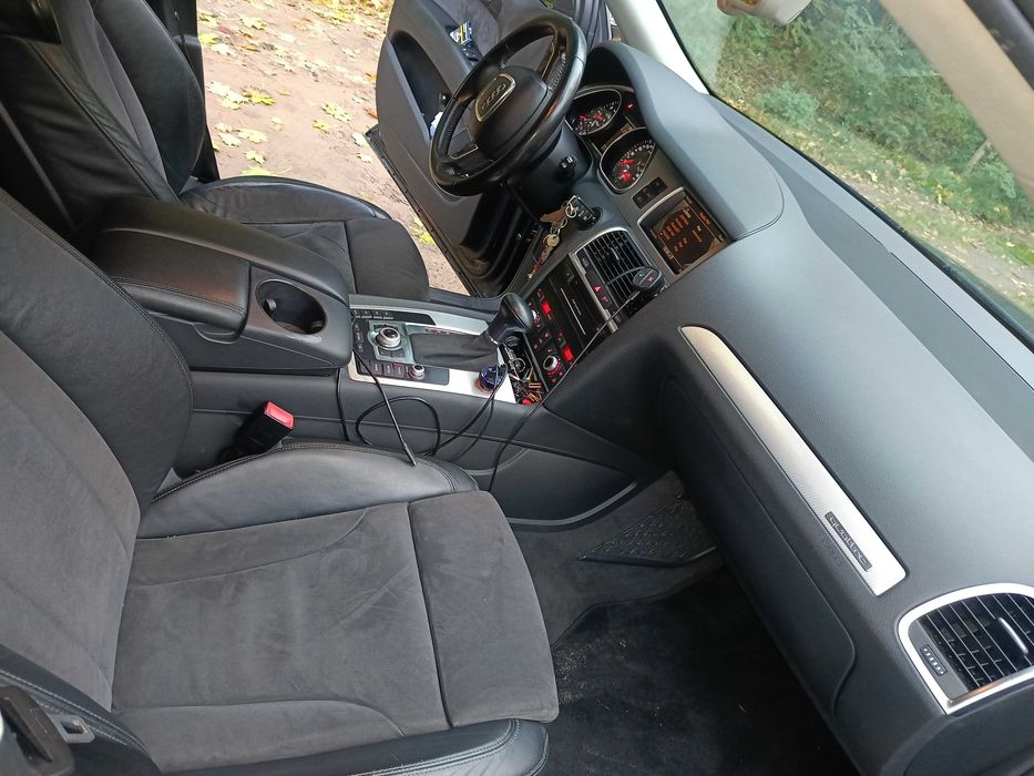 AUDI Q7 3.O tdi 4X4