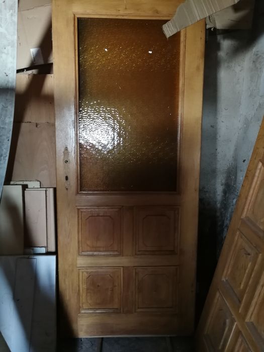 Drzwi debowe przeszklone i pelne