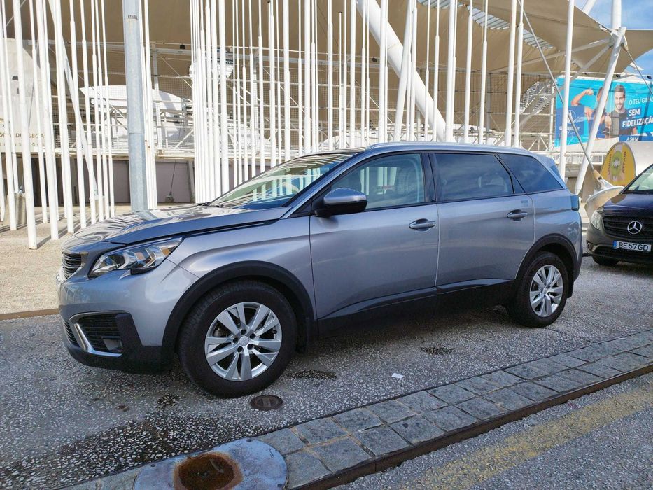 Peugeot 5008 1.6 BlueHDi Business Excutive