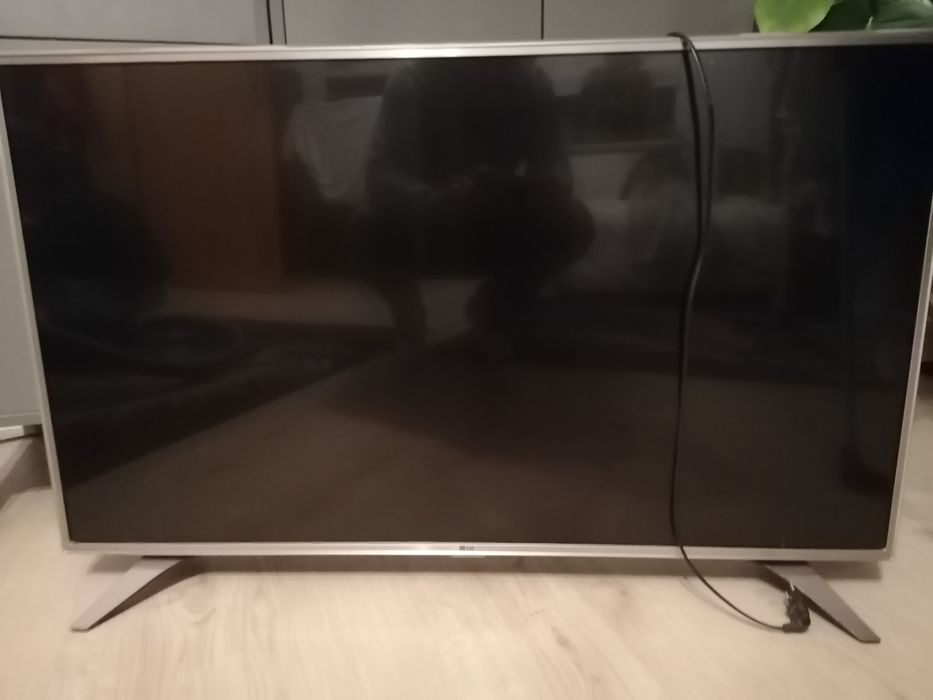 Tv Lg Smart  43 Cale
