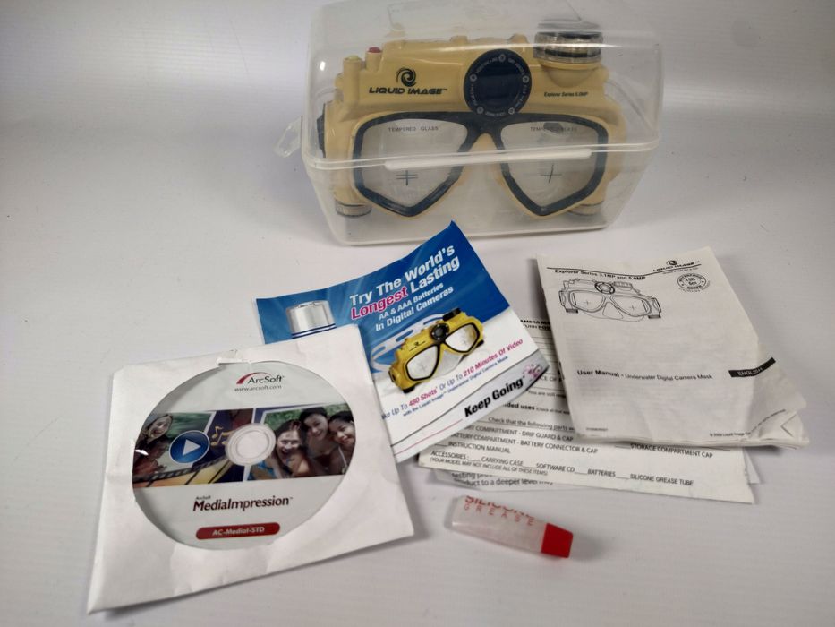 Маска для дайвінгу з вбудованою камерою для підводної зйомки