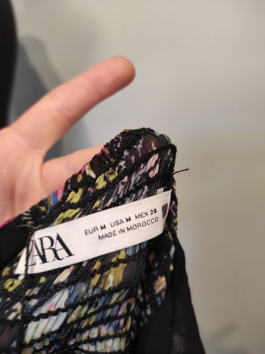 Nowa sukienka mini Zara