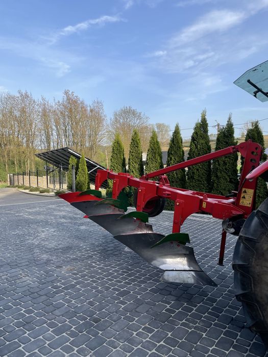 Pług Unia Tur 35 3+1