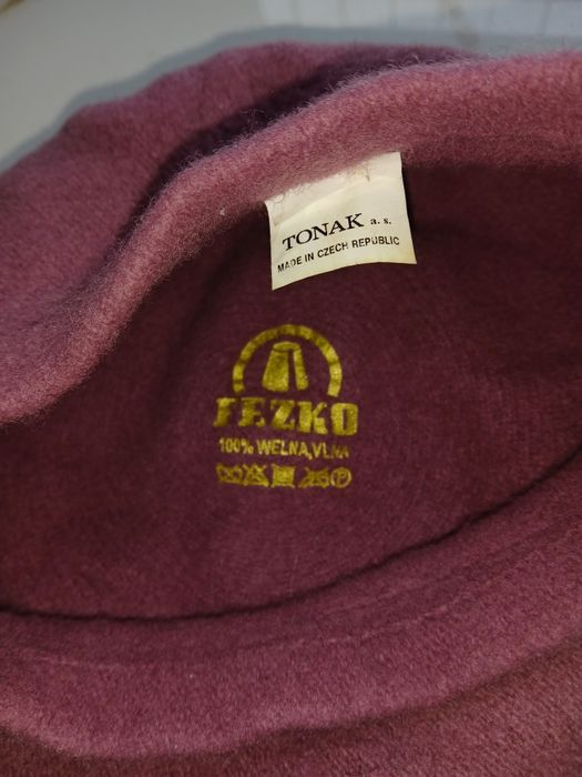 Beret z wełny oryginalny