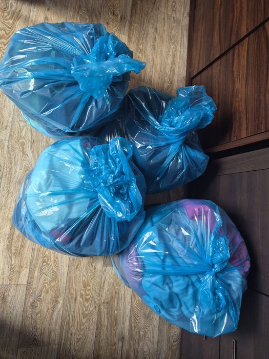 4 worki ubrań damskich