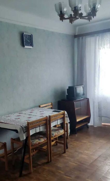 2к по бульв.Верховної Ради 12А, м.Дарниця (до 10хв)