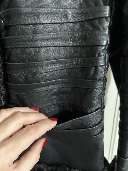 Куртка шкіряна з хутром