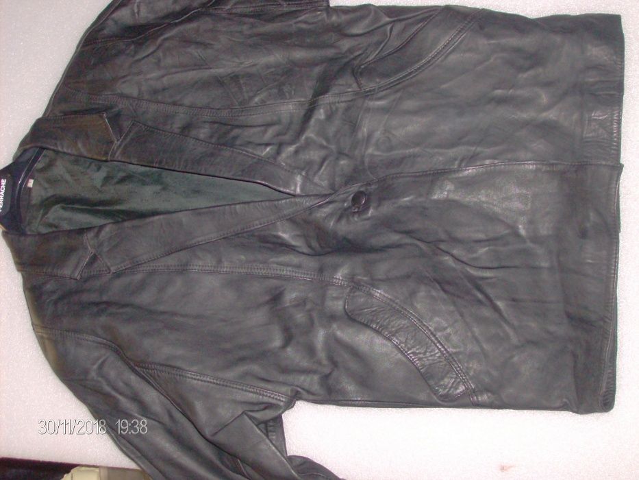 casaco de senhora em pele preto XXL