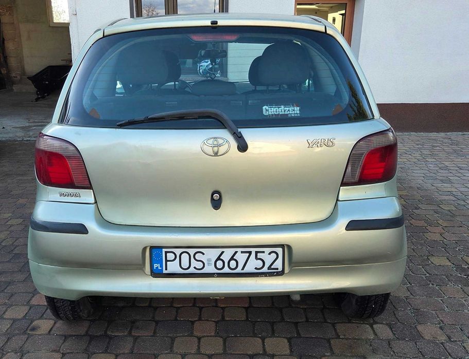 Toyota yaris 2002 r