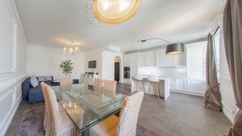 Квартира вул. Гончара,47б Золоті Ворота Інвертор на 16квт