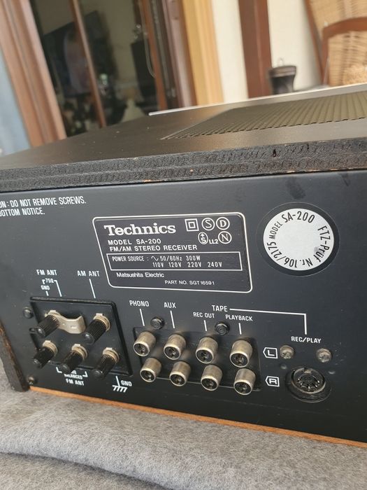 Technics SA-200 amplituner