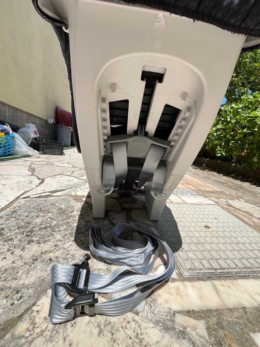 Cadeira auto Britax Max-Way 9 a 25 kg