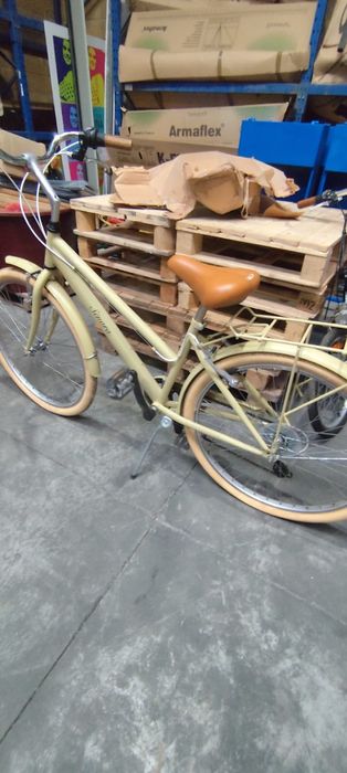 Bicicleta bege bom estado