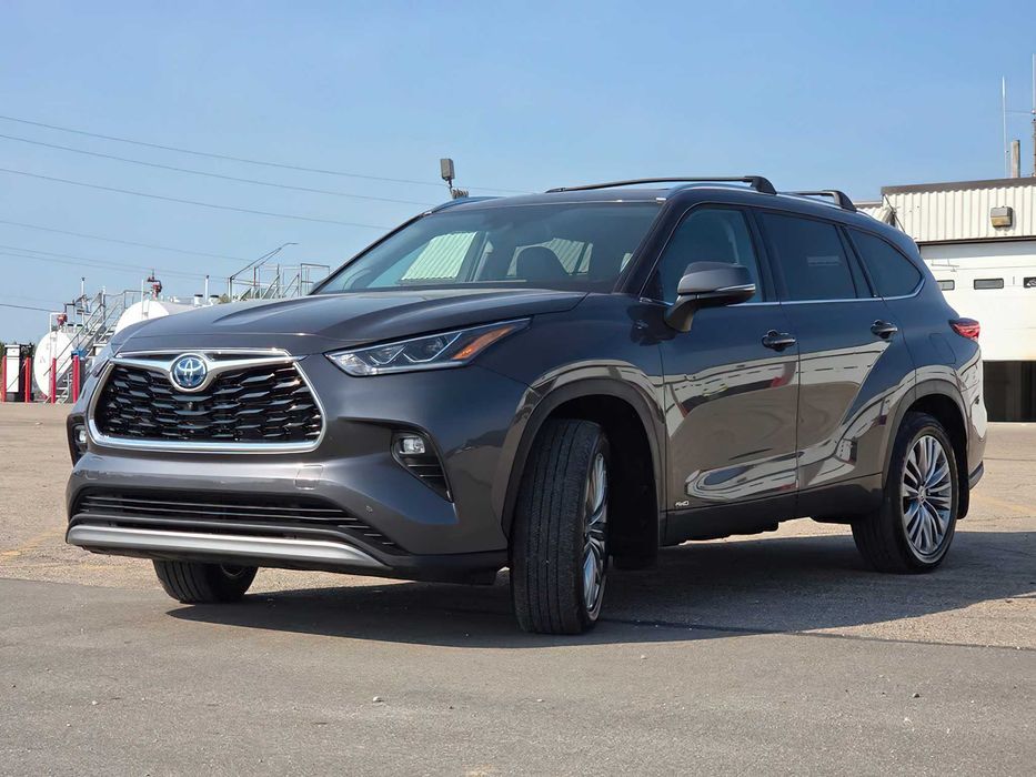 Toyota Highlander Hybrid Platinum      2022