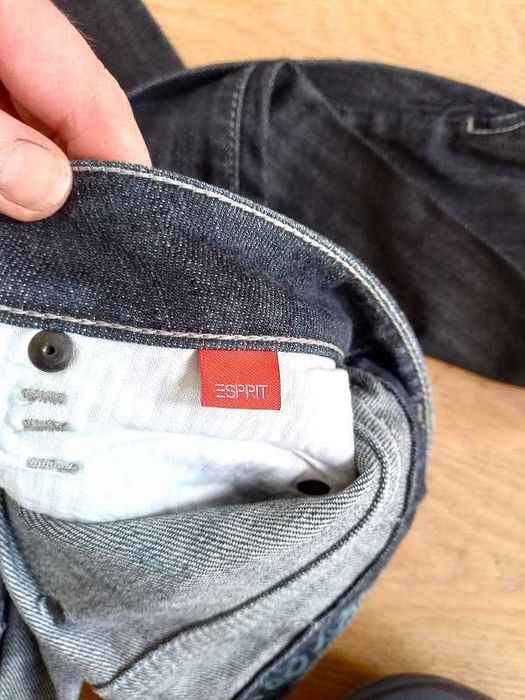 ESPRIT - jeansowe spodnie rybaczki - rozm. 36