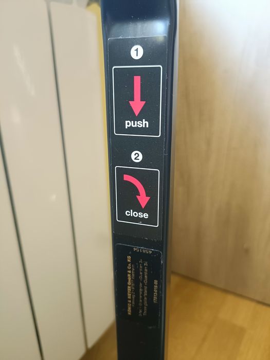 Stojak na 3 gitary Guardian 3 (König & Meyer)