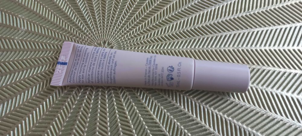 Krem pod oczy Caudalie
