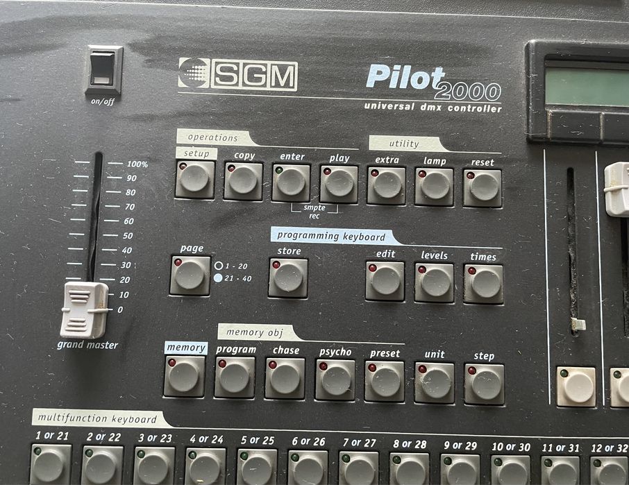 Mesa luzes SGM 2000