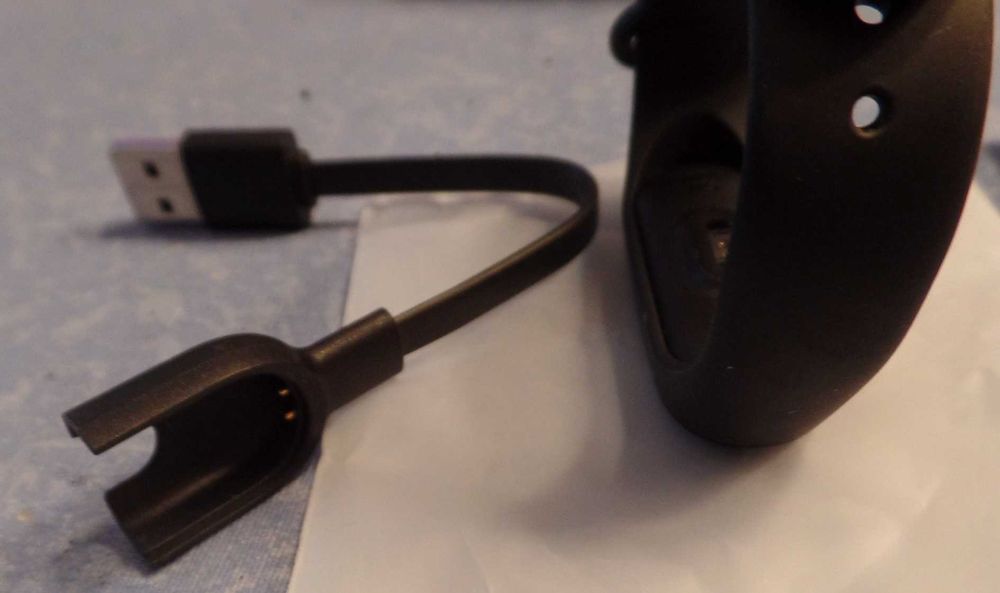 2 Smart Band Bracelets (74)64751448044417123