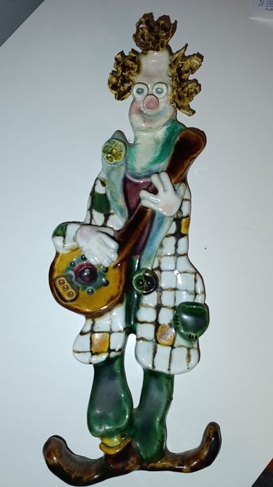 Estatueta palhaço cerâmica Licínio