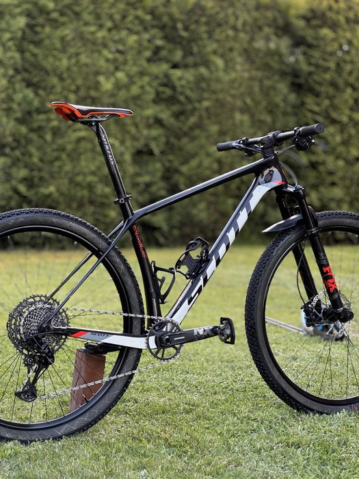 Scott scale 930 2019, rozmiar L,carbon